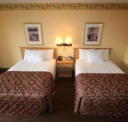 Knights Inn Six Flags Lodge West Quarto foto