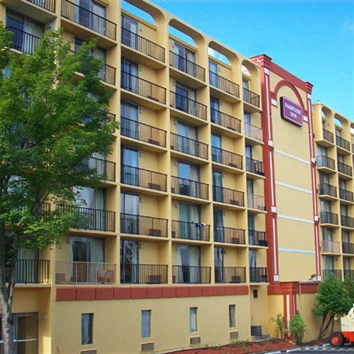 Knights Inn Six Flags Lodge West Exterior foto